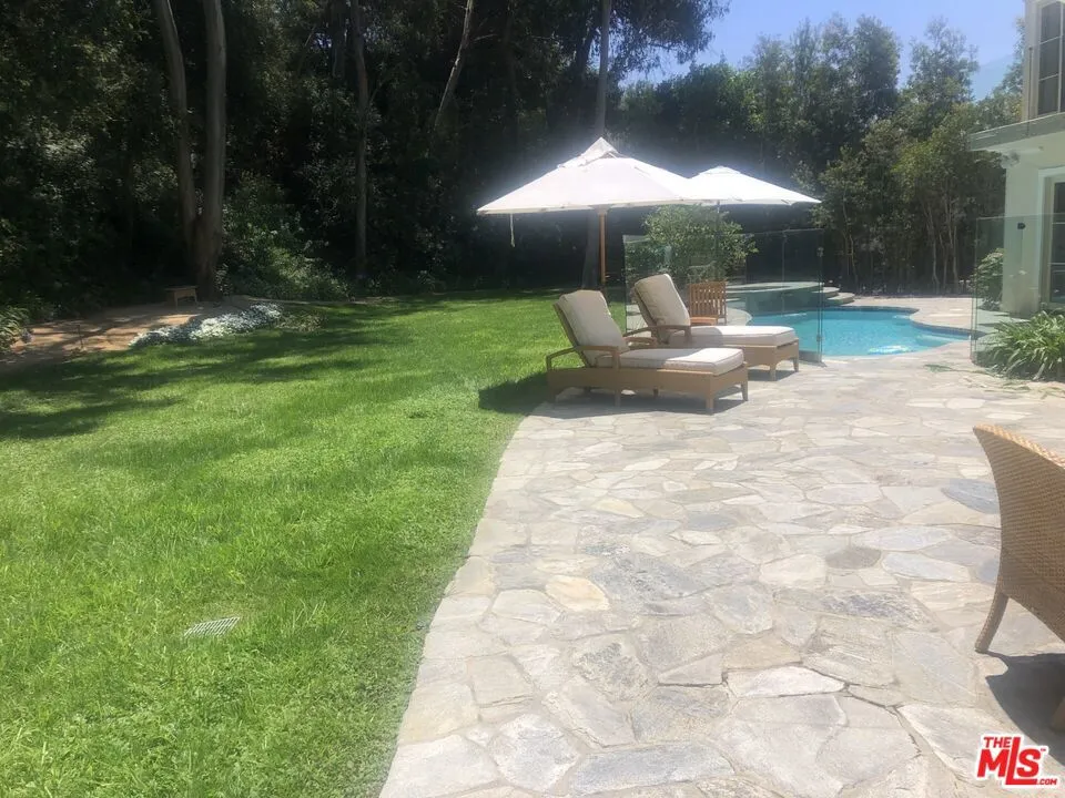 722 Patterson Place Pacific Palisades, CA 90272