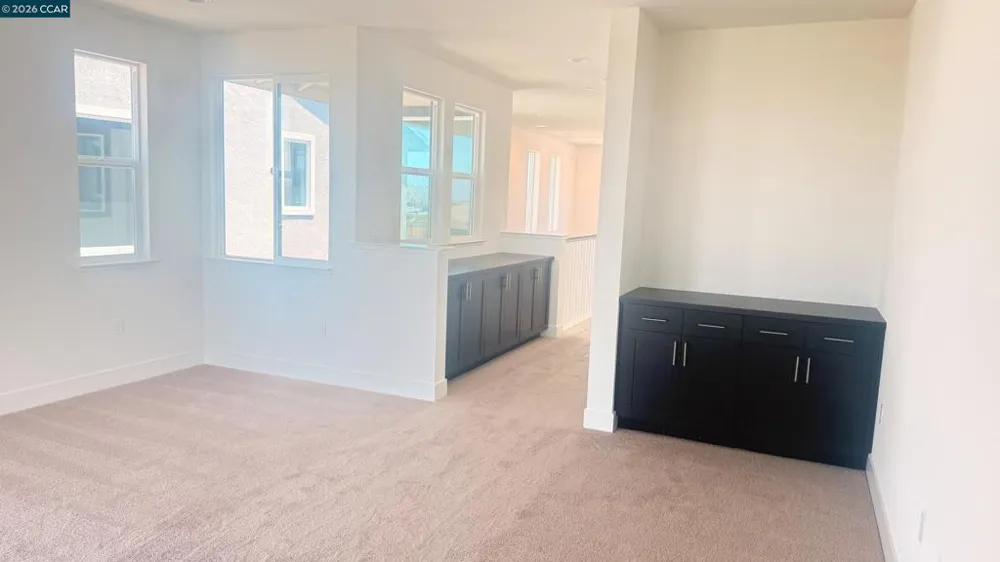 17405 Bushwick Lane Lathrop, CA 95330