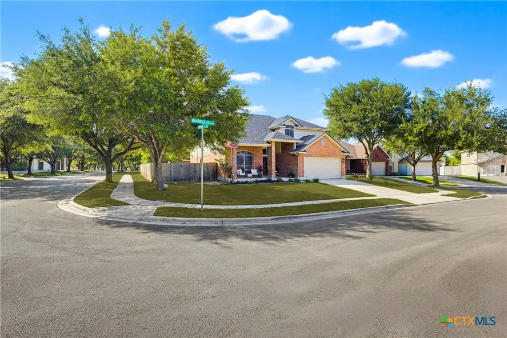 518 Bandera Circle New Braunfels, TX 78130