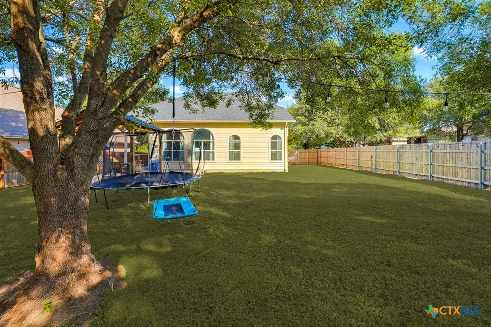 518 Bandera Circle New Braunfels, TX 78130