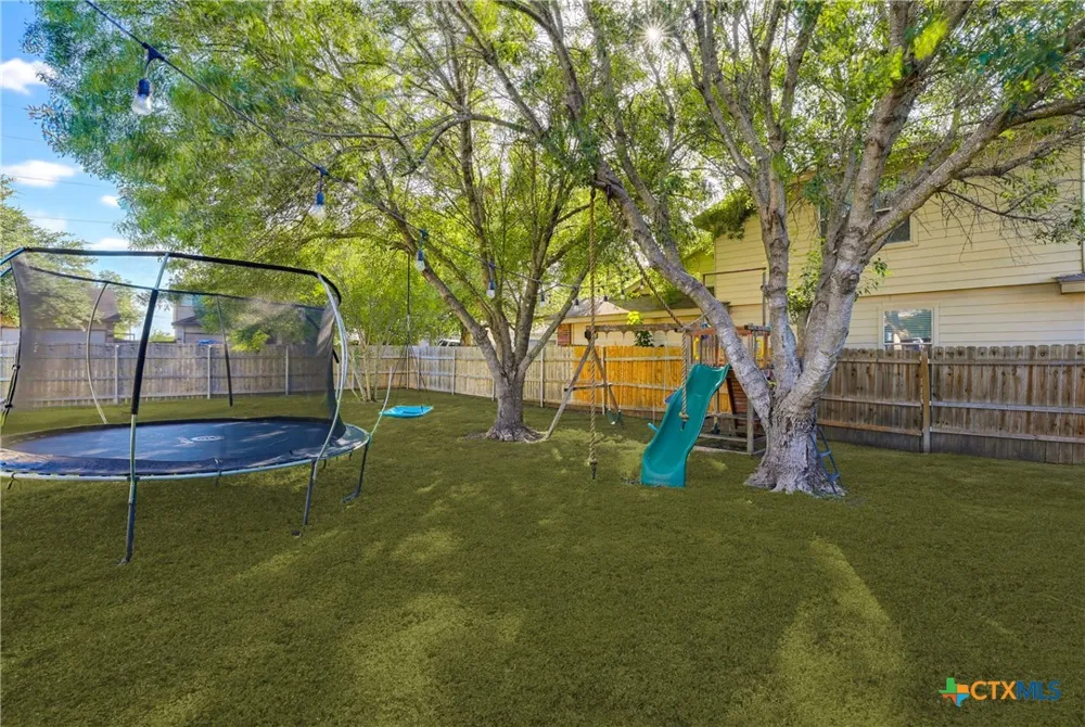 518 Bandera Circle New Braunfels, TX 78130