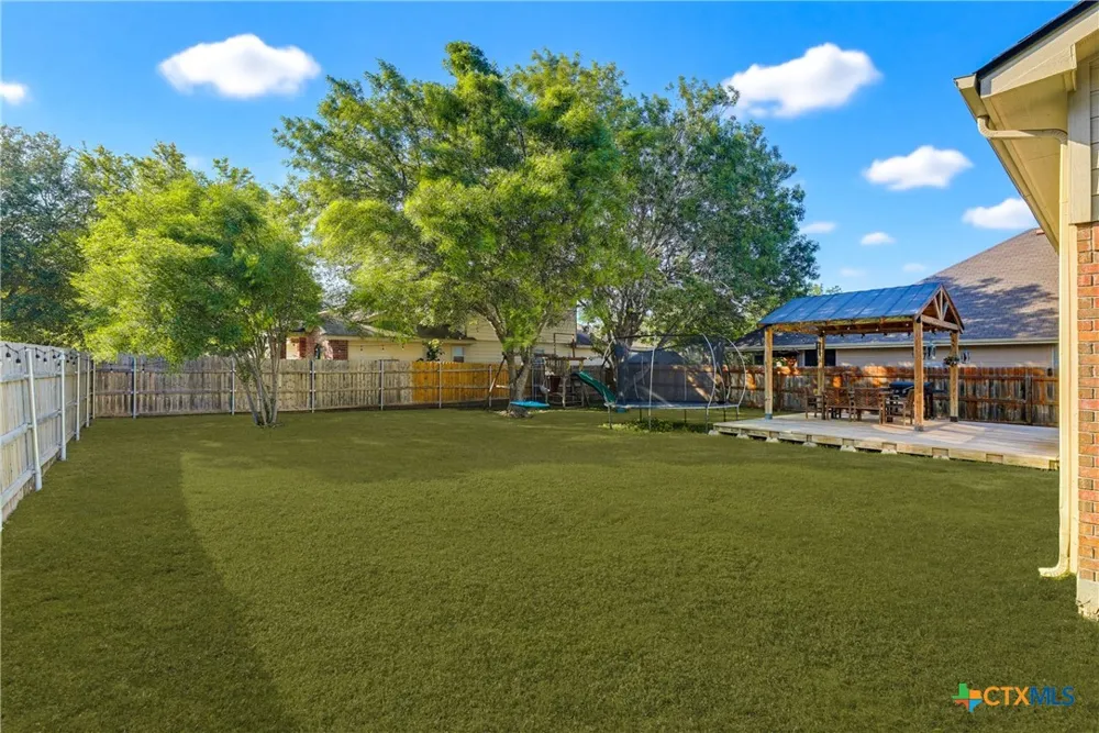 518 Bandera Circle New Braunfels, TX 78130