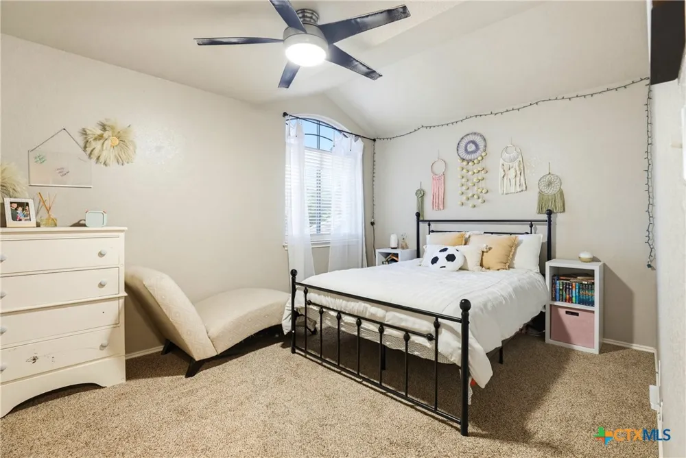 518 Bandera Circle New Braunfels, TX 78130
