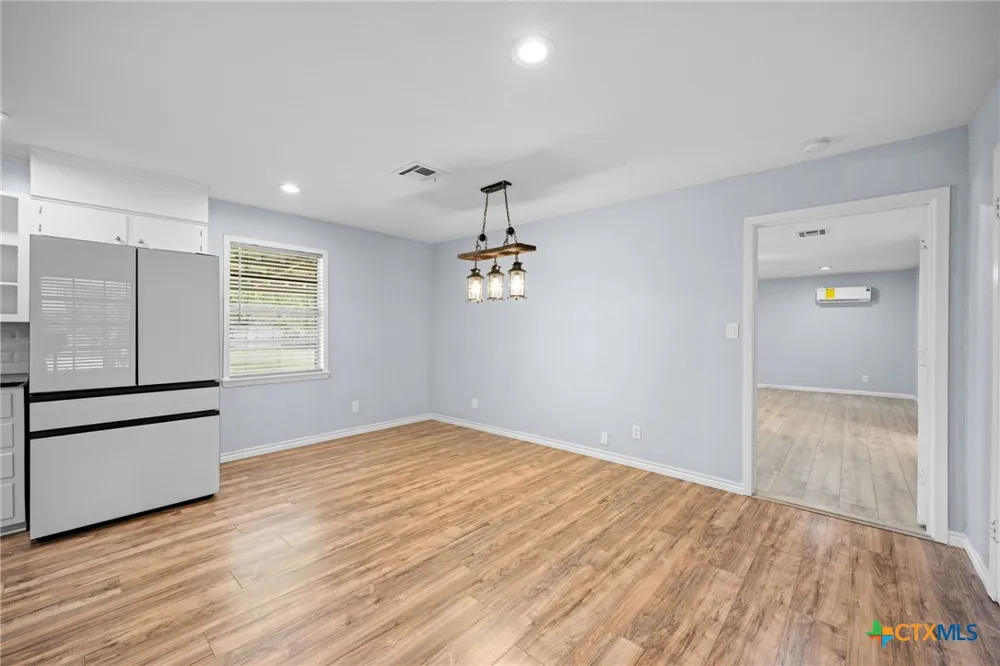 575 W 4th Street Crawford, TX 76638