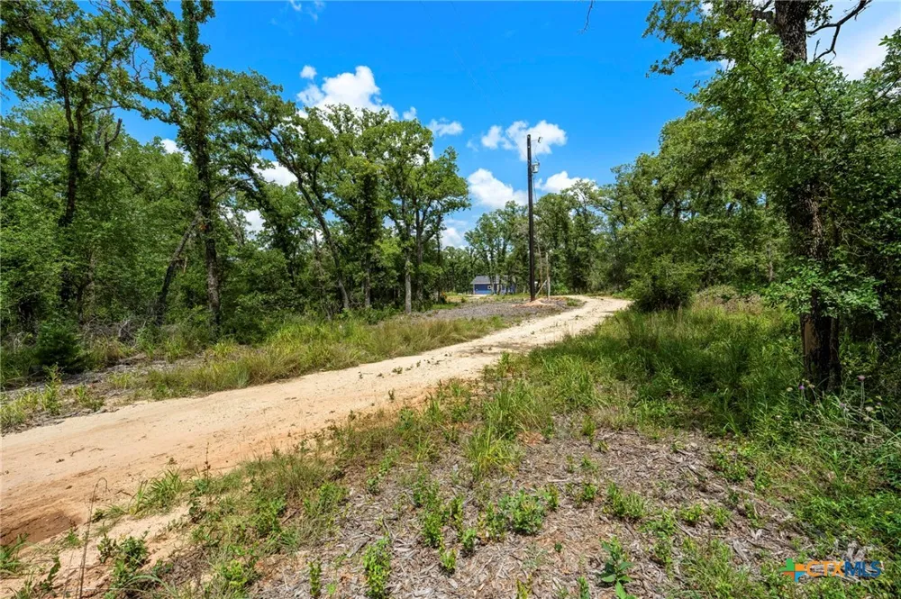 868 County Road 405 Buckholts, TX 76518