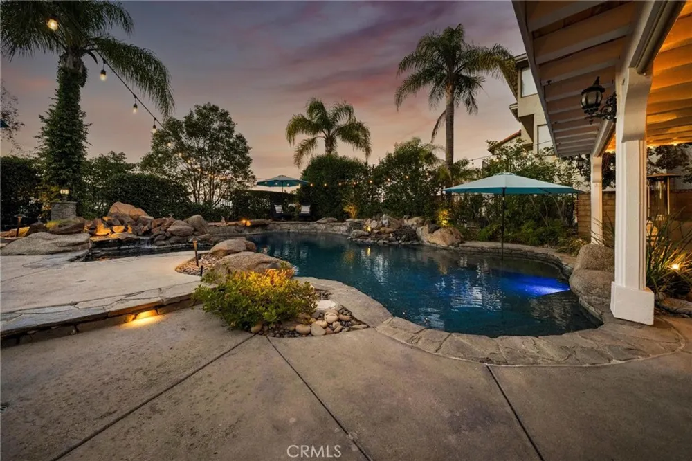 24238 Cary Court Newhall, CA 91321