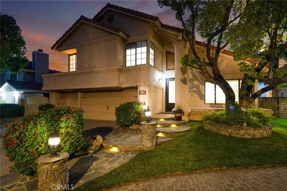 24238 Cary Court Newhall, CA 91321