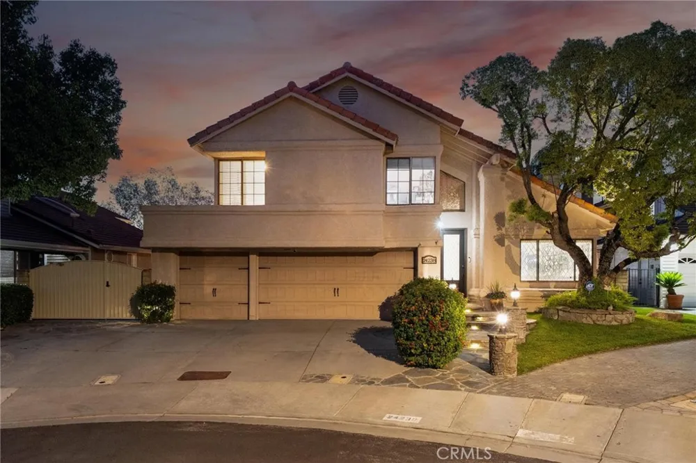 24238 Cary Court Newhall, CA 91321