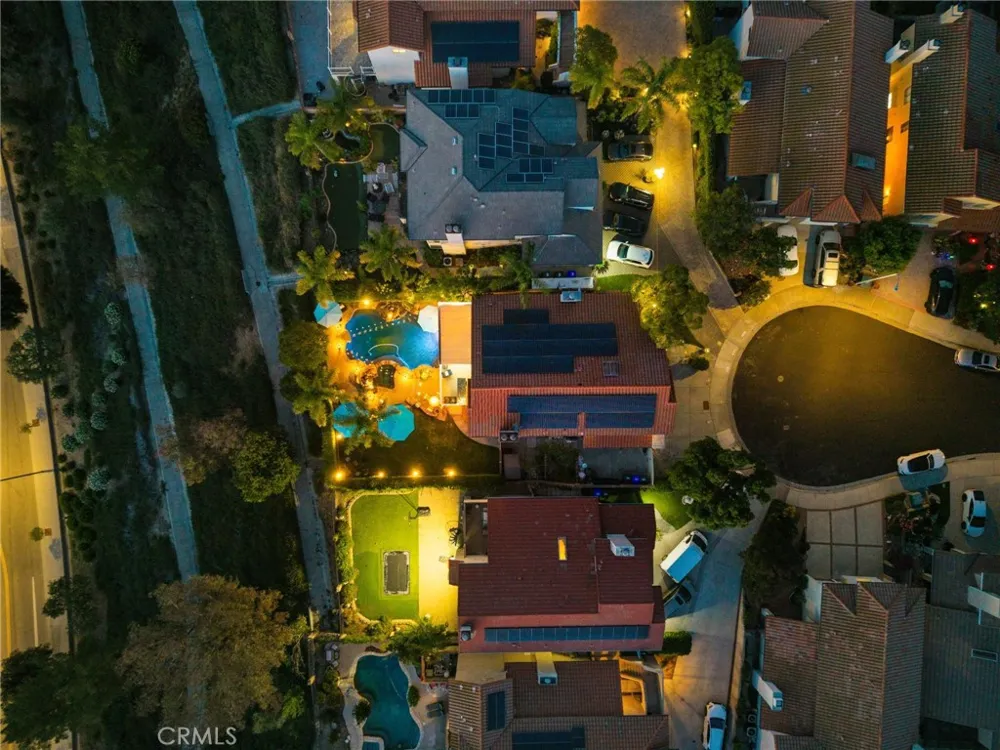 24238 Cary Court Newhall, CA 91321
