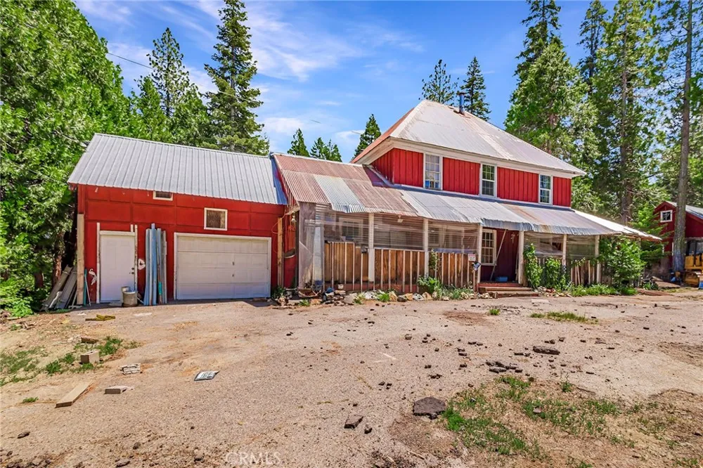 18727 Skyway Stirling City, CA 95978