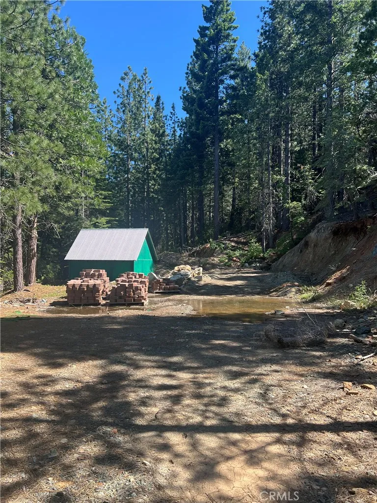 18727 Skyway Stirling City, CA 95978