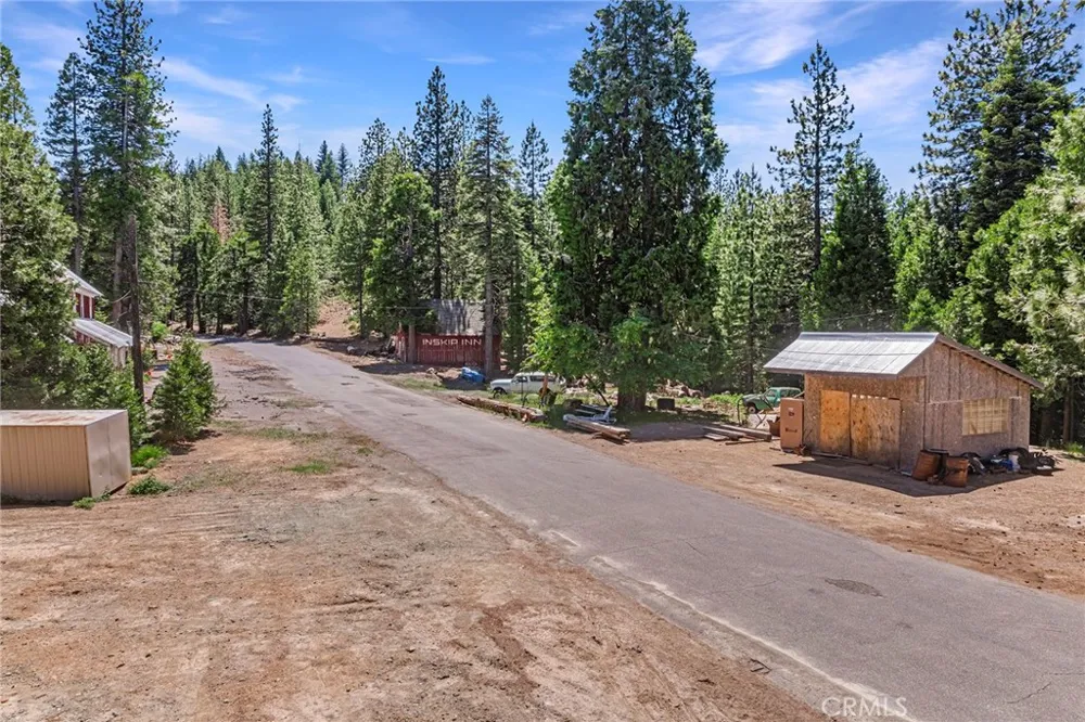 18727 Skyway Stirling City, CA 95978