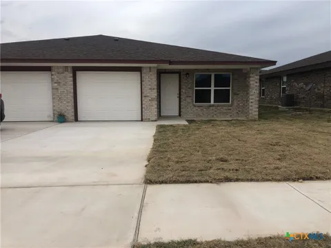 1818 Castroville Trail #B