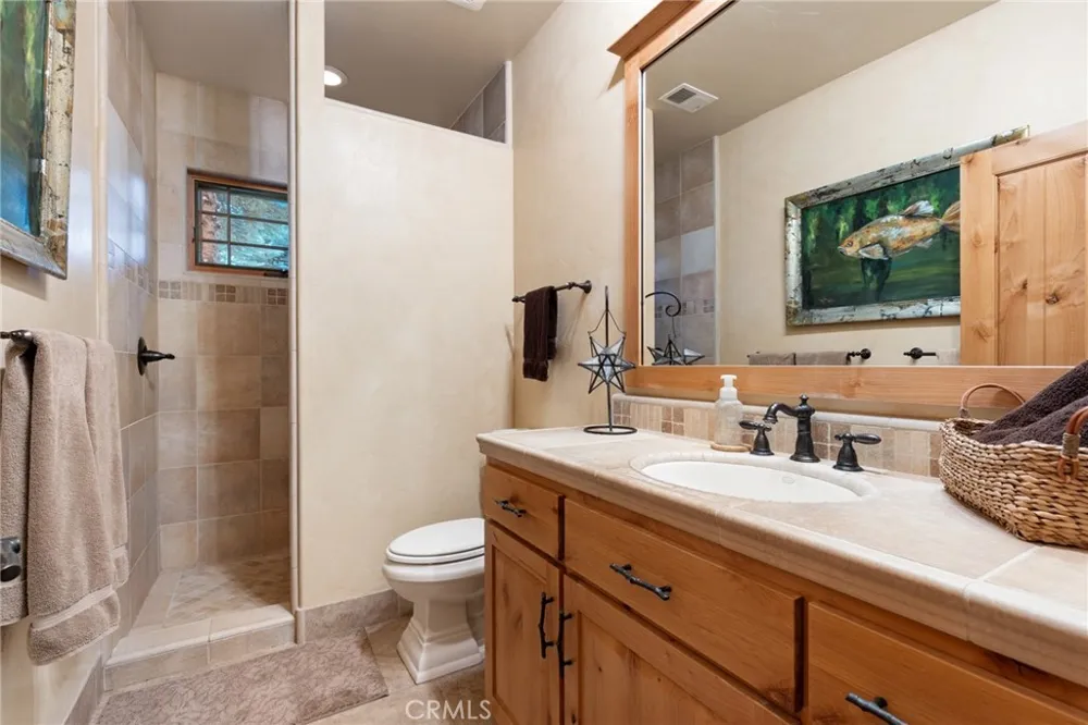 95 Manor Dr Lake Almanor, CA 96137