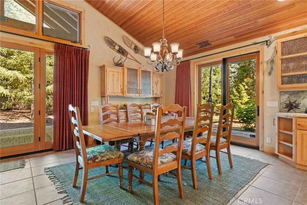 95 Manor Dr Lake Almanor, CA 96137