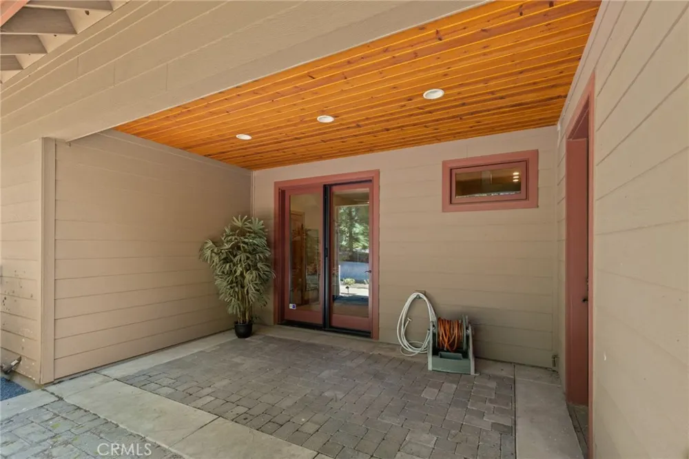 95 Manor Dr Lake Almanor, CA 96137