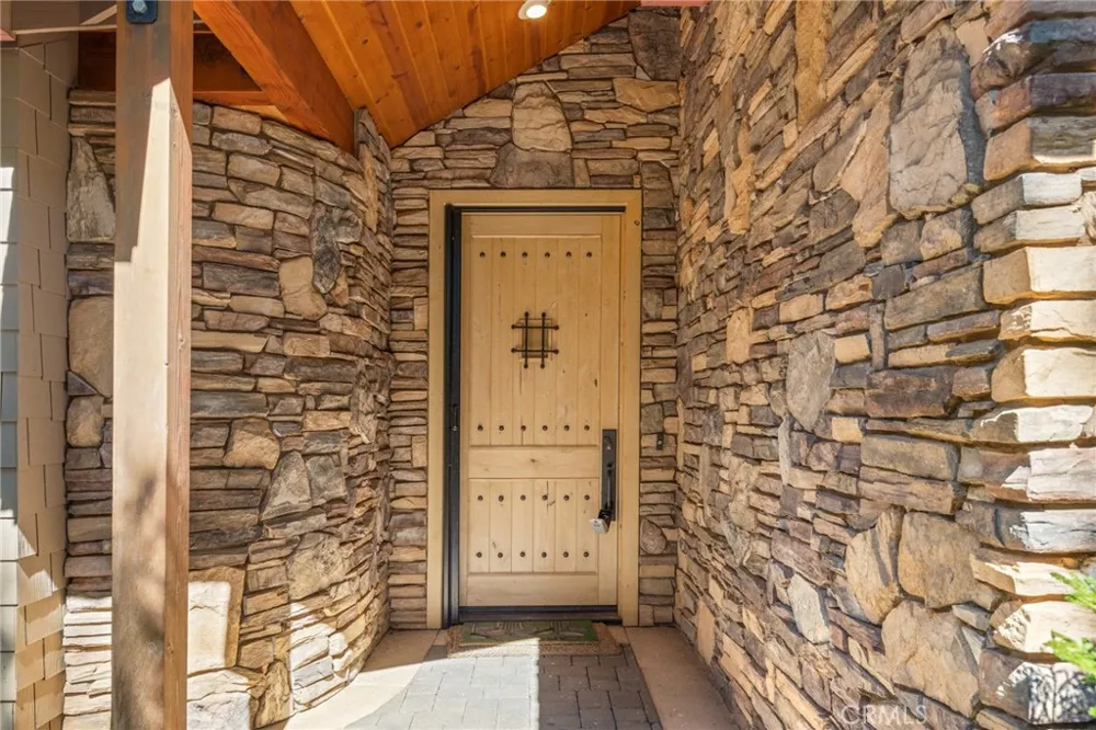 95 Manor Dr Lake Almanor, CA 96137