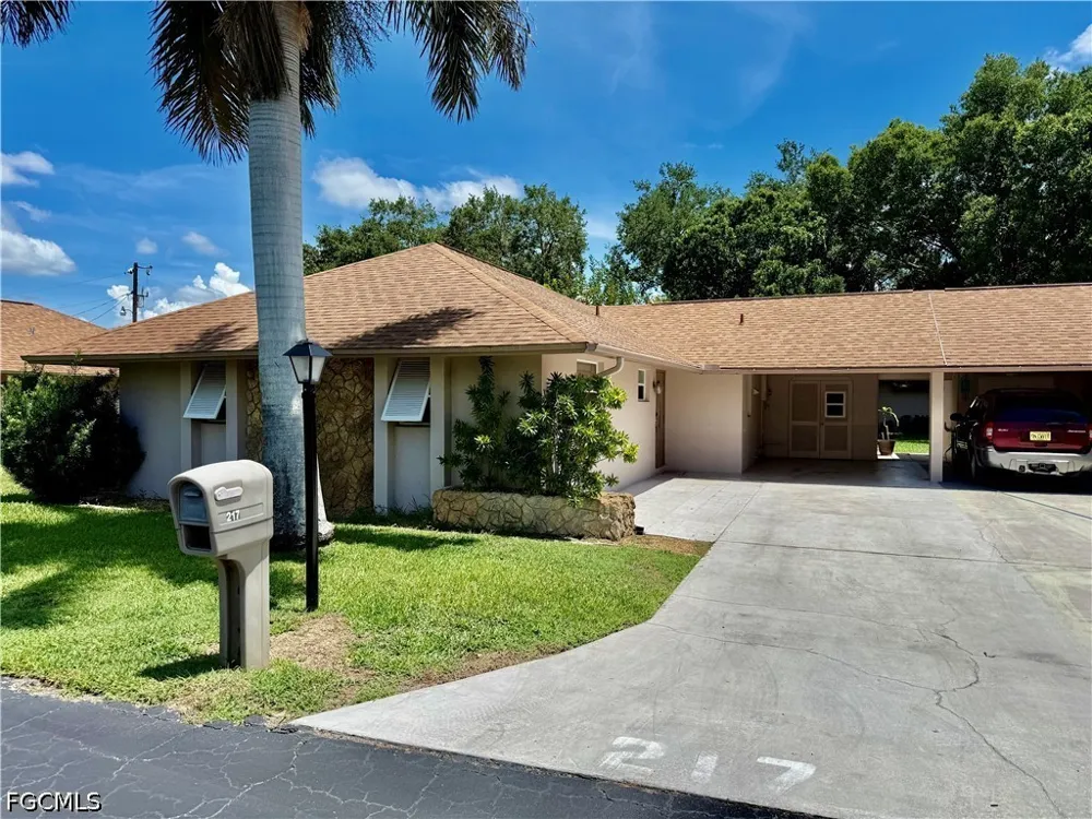Oaklawn Court Lehigh Acres, FL 33936