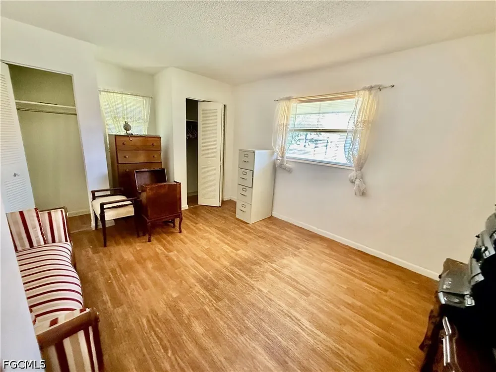 Oaklawn Court Lehigh Acres, FL 33936
