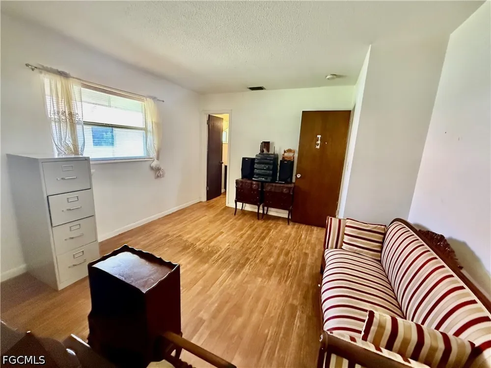 Oaklawn Court Lehigh Acres, FL 33936