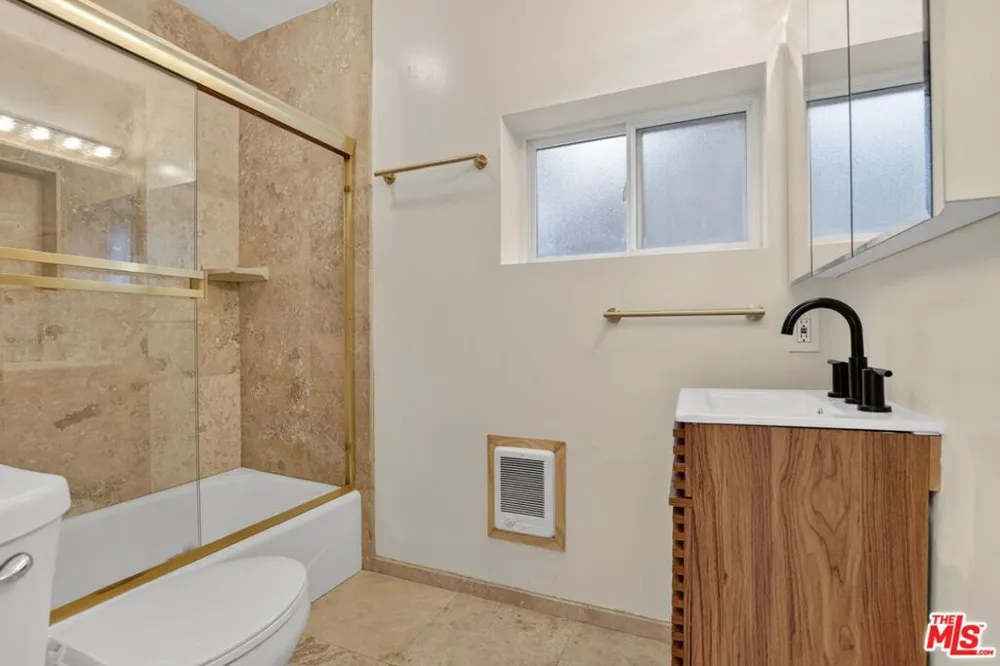 21549 Summit Trail Topanga, CA 90290