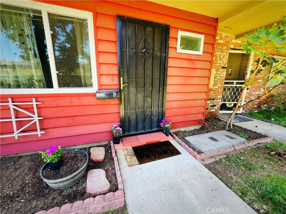 13666 Red Hill #63 Tustin, CA 92780