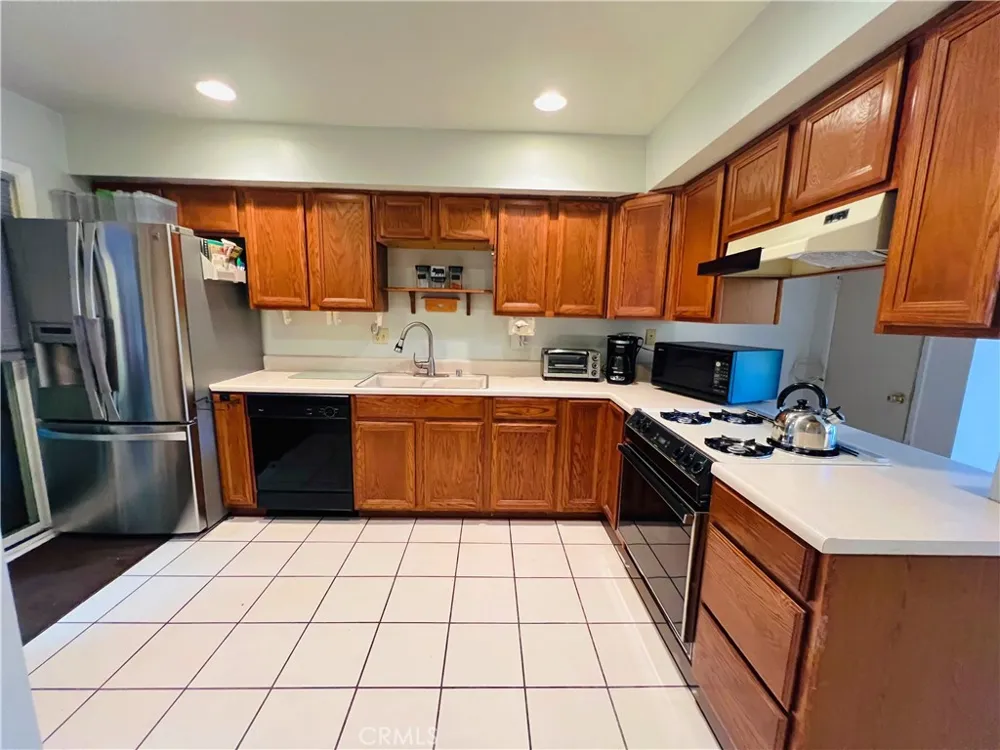 13666 Red Hill #63 Tustin, CA 92780