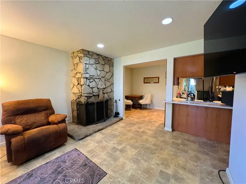 13666 Red Hill #63 Tustin, CA 92780
