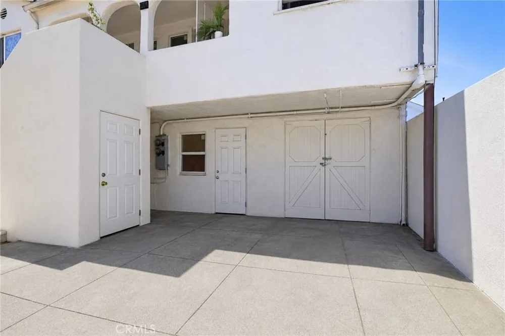 549 W 12th Street San Pedro, CA 90731