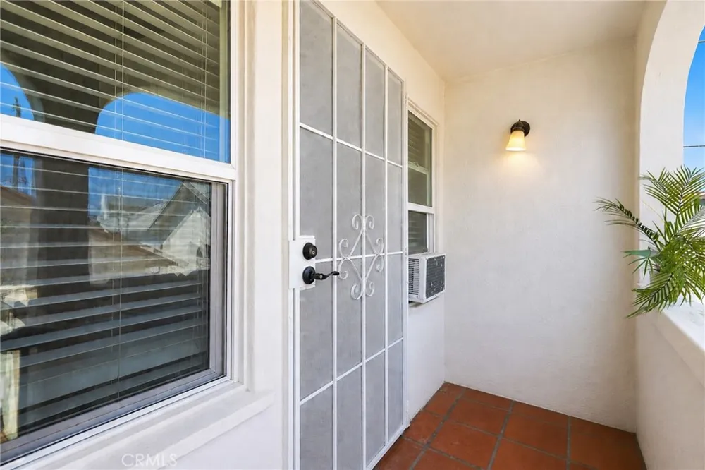 549 W 12th Street San Pedro, CA 90731