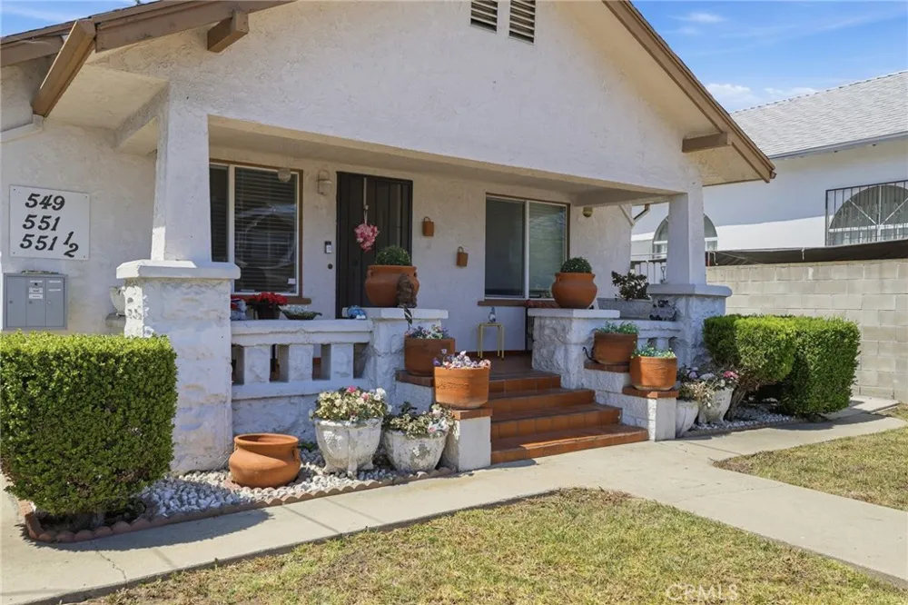 549 W 12th Street San Pedro, CA 90731