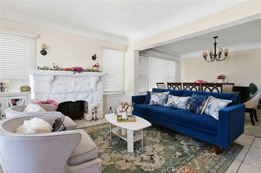 549 W 12th Street San Pedro, CA 90731
