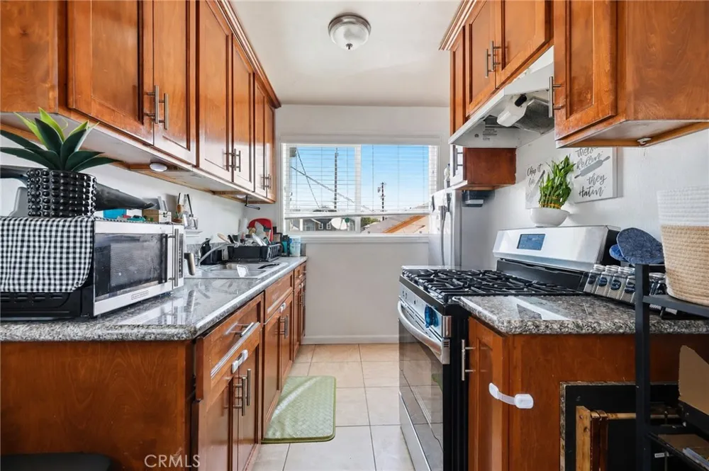 549 W 12th Street San Pedro, CA 90731
