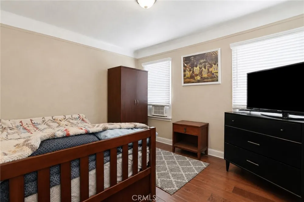 549 W 12th Street San Pedro, CA 90731
