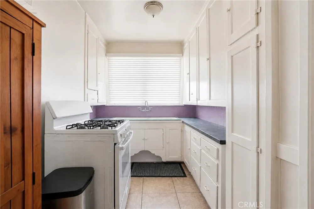 549 W 12th Street San Pedro, CA 90731
