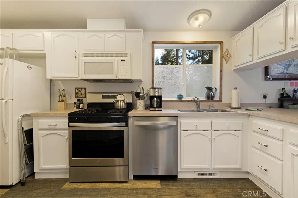 17214 Manzanita Street Stirling City, CA 95978