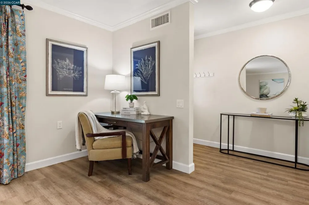 1500 Golden Rain Rd #1 Walnut Creek, CA 94595