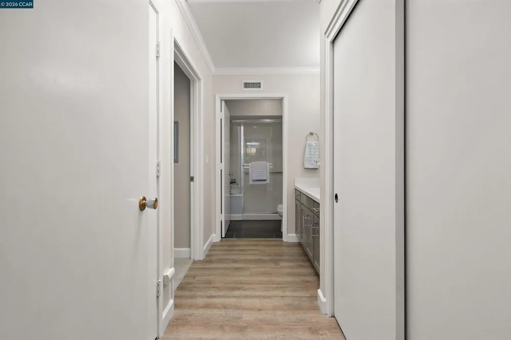1500 Golden Rain Rd #1 Walnut Creek, CA 94595