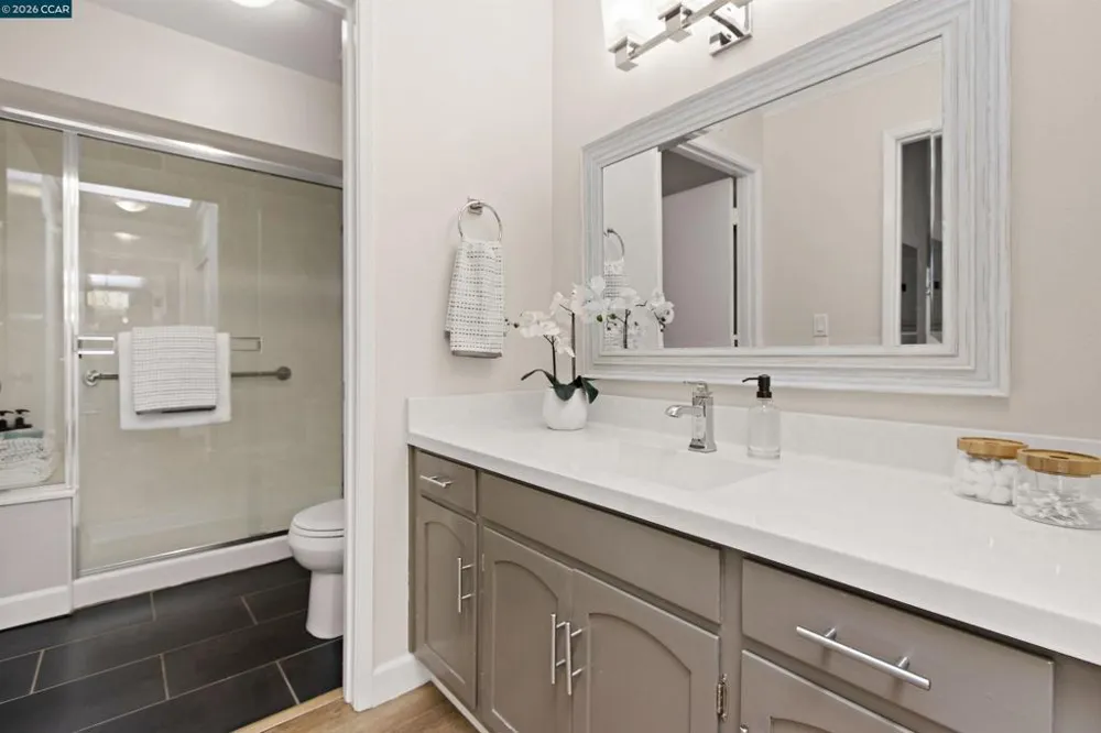 1500 Golden Rain Rd #1 Walnut Creek, CA 94595