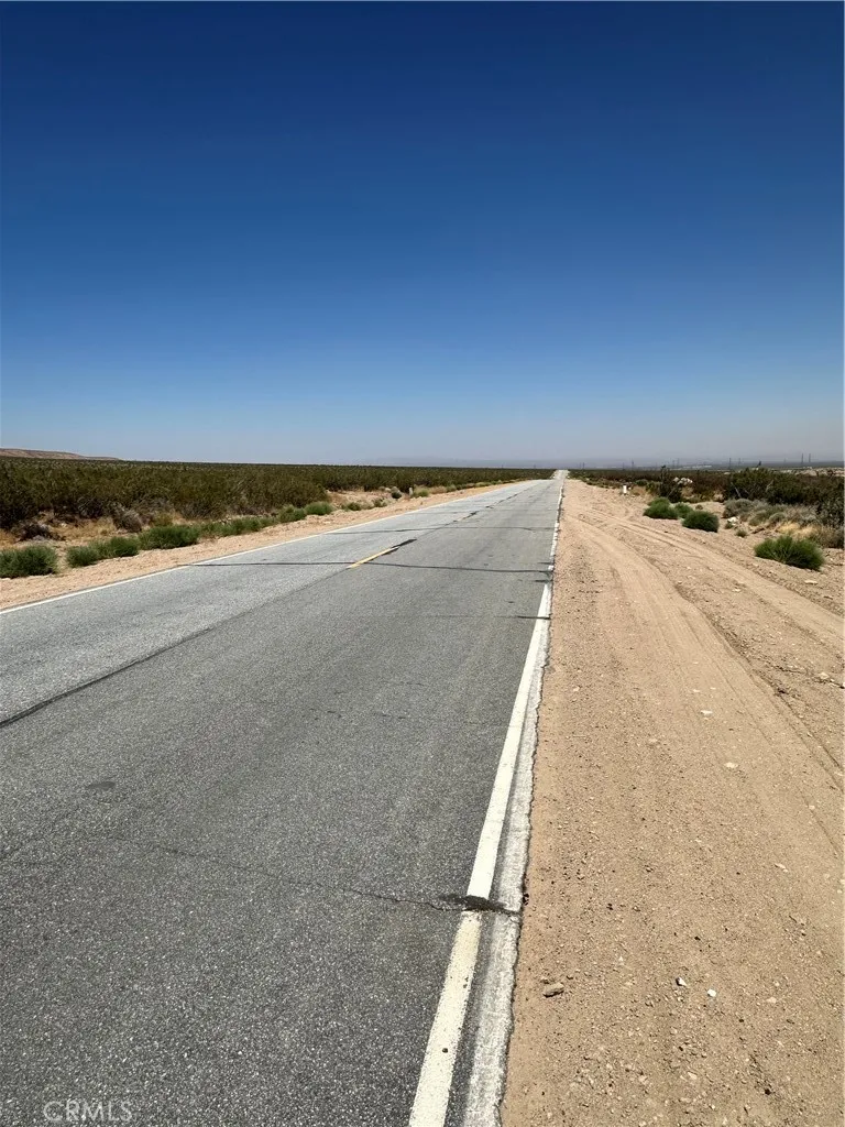 Cashe Creek  Blvd Mojave, CA 93535