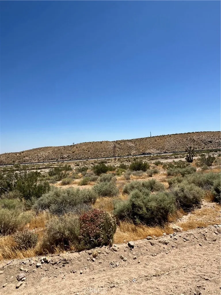 Cashe Creek  Blvd Mojave, CA 93535