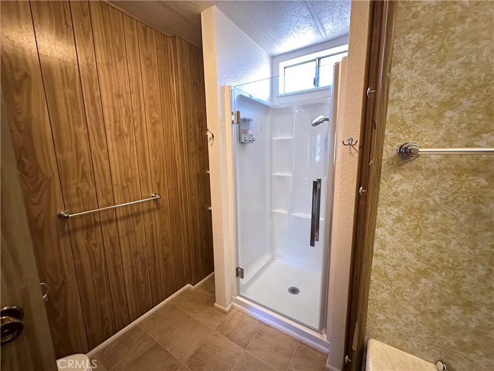 5647 Jones Clearlake, CA 95422