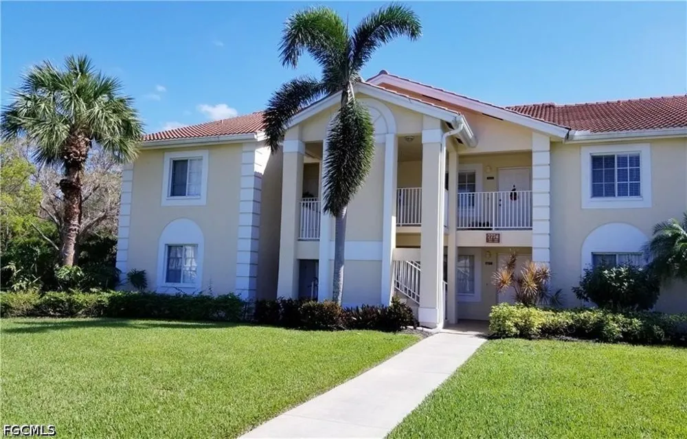 Jewel Lane #201 Naples, FL 34109