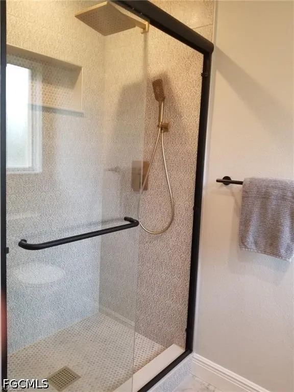 Jewel Lane #201 Naples, FL 34109