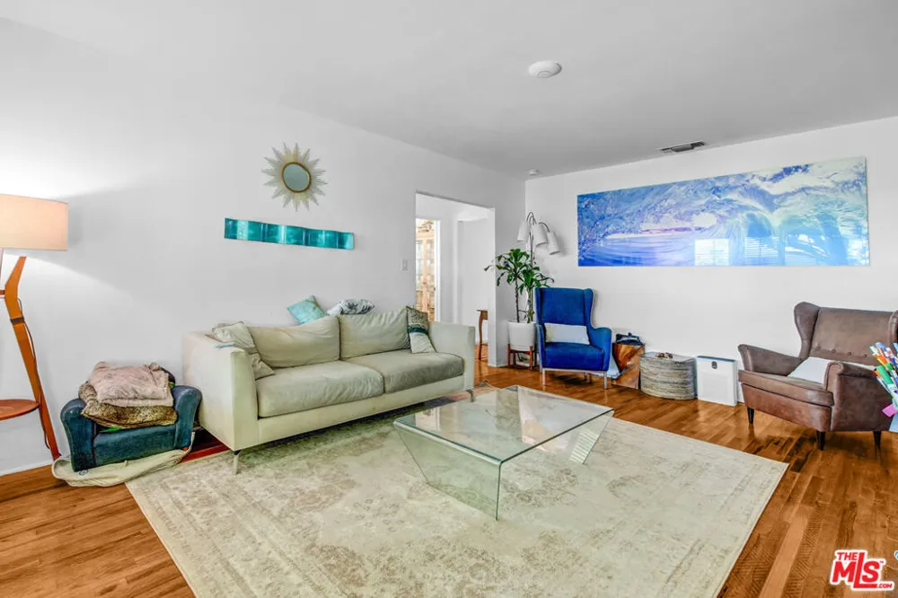 1044 Chelsea Avenue Santa Monica, CA 90403