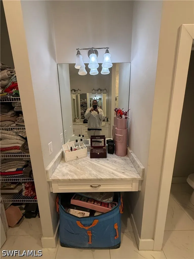 38th Avenue SE Naples, FL 34117