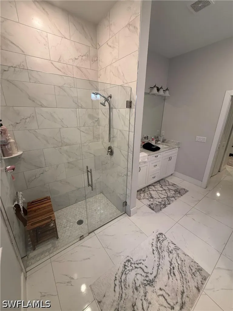 38th Avenue SE Naples, FL 34117