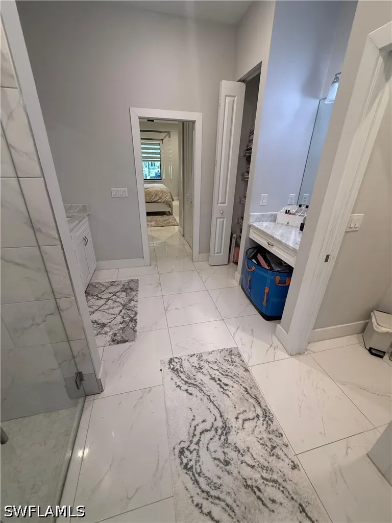 38th Avenue SE Naples, FL 34117
