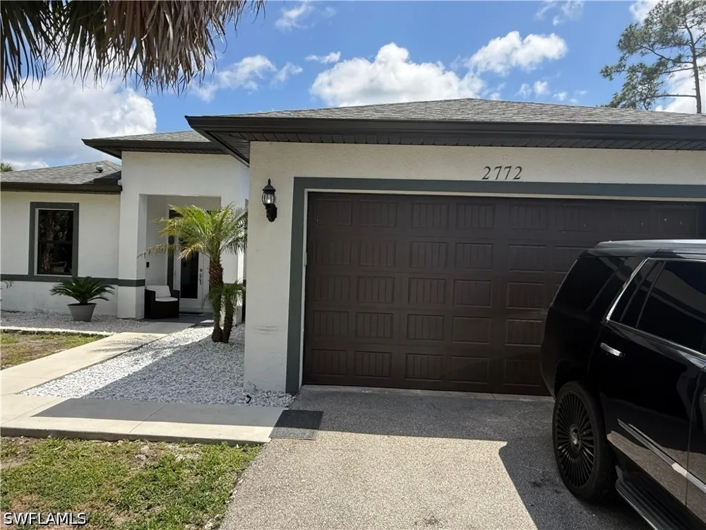 38th Avenue SE Naples, FL 34117
