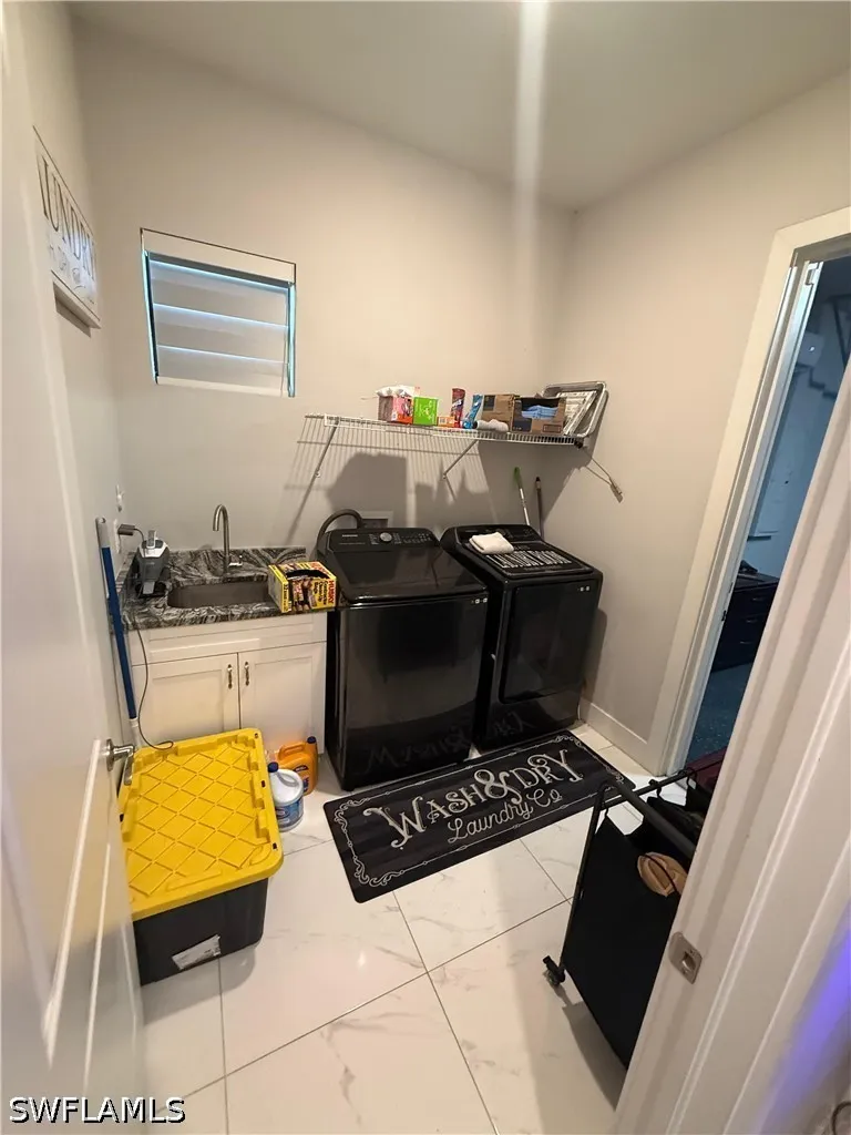 38th Avenue SE Naples, FL 34117